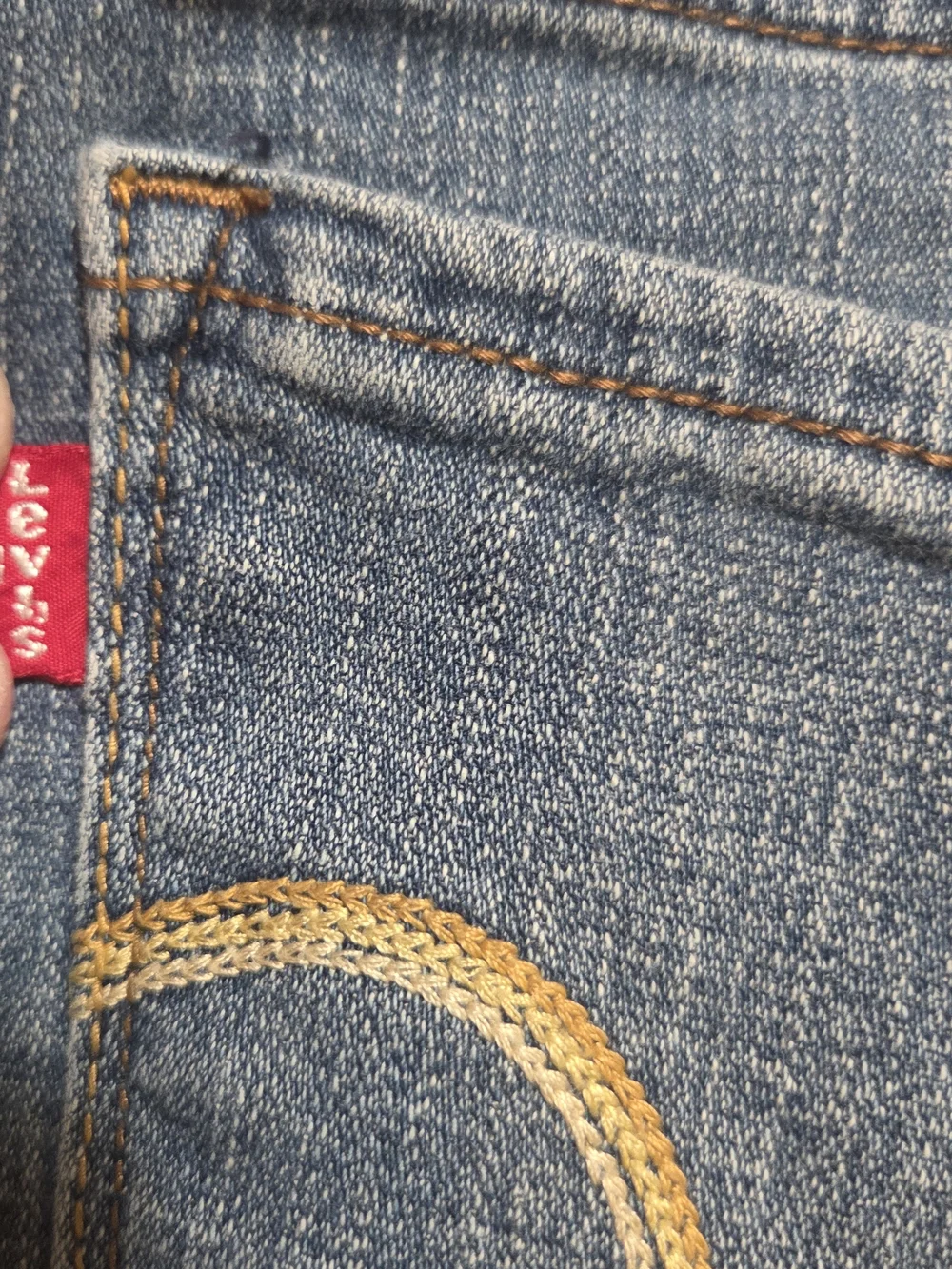 Levi’s Women’s Denim Bermuda Shorts Size 4 Long Jean Shorts Y2K